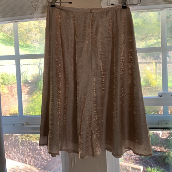 Gold a-line skirt - Picture 3 of 9